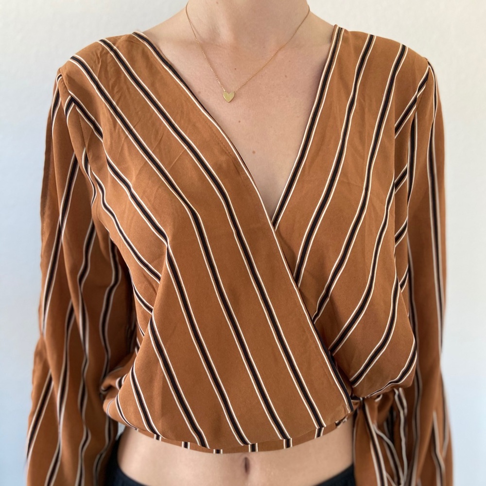 Cropped Long Sleeve Shirt